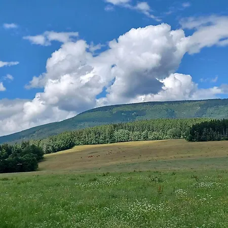 Hill 45 By Interhome Feriehus Cista (Hradec Kralove)