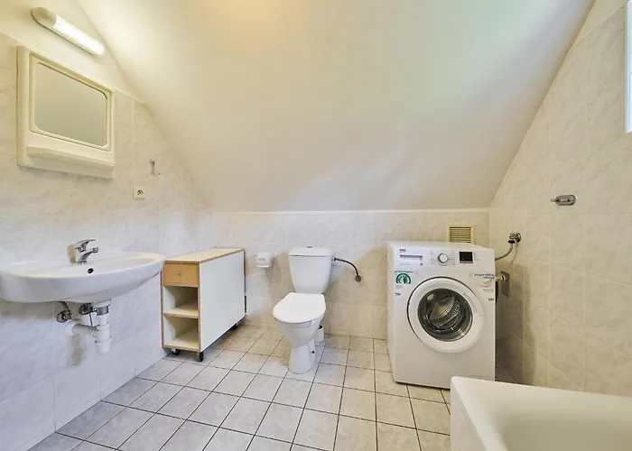 Hill 45 By Interhome * Cista (Hradec Kralove)